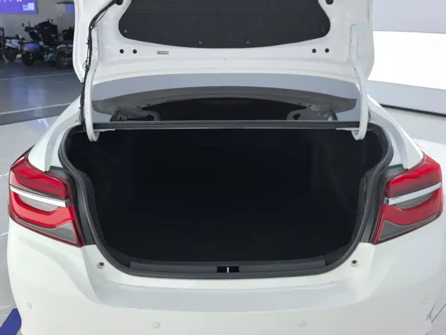 Toyota Vios — миниатюра 4