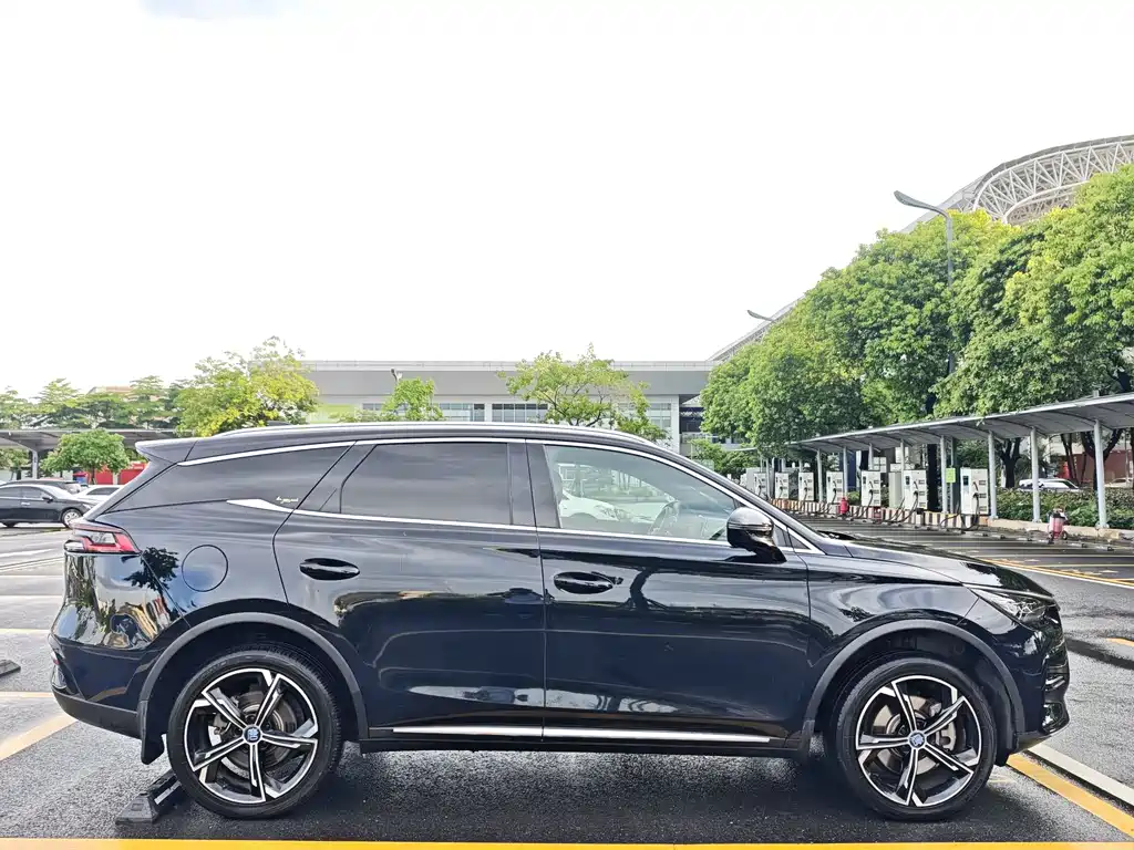 BYD Tang 2021 DM 2.0T Luxury