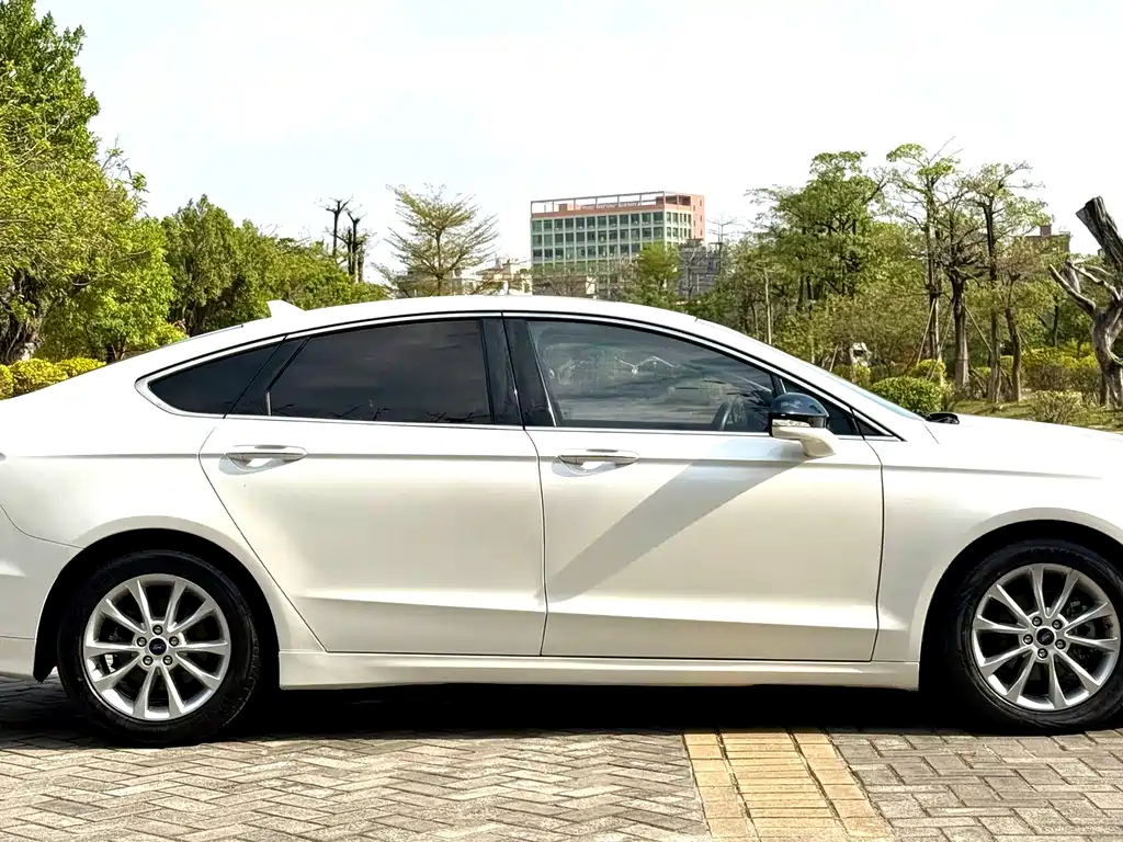 Ford Mondeo 2017 EcoBoost 180 Fashion