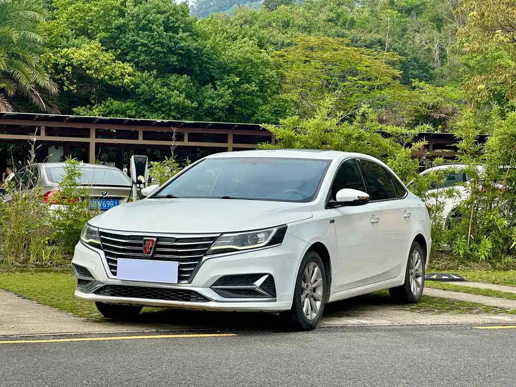 Roewe i6 New Energy 2017