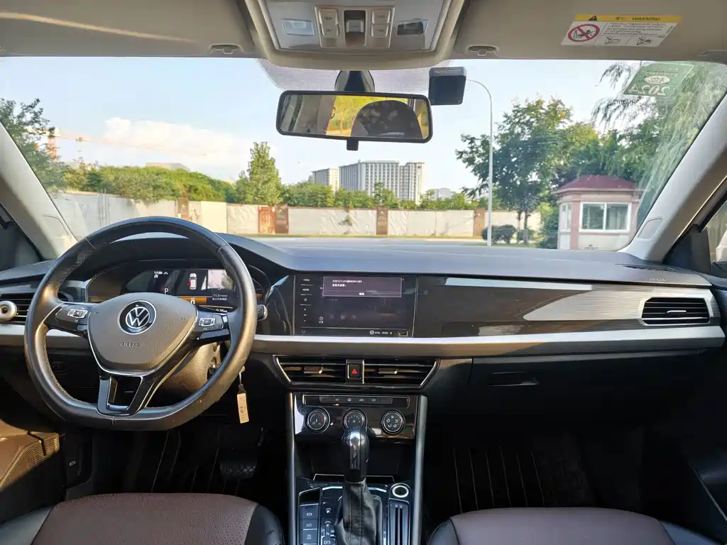 Volkswagen Lavida — миниатюра 8