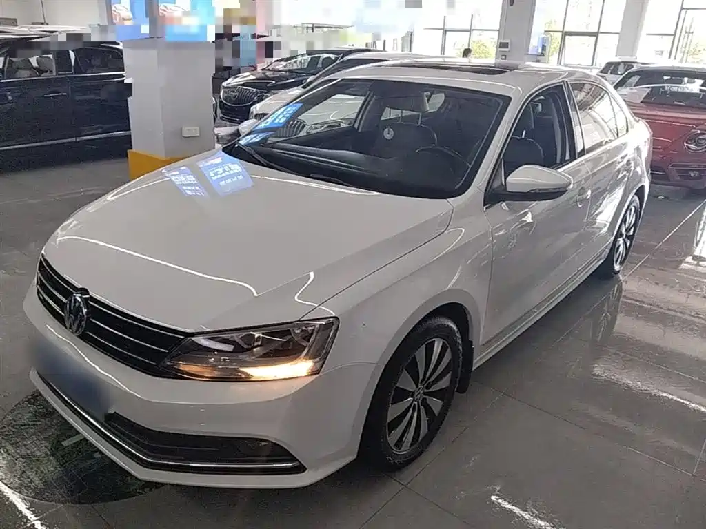 Купить Volkswagen Sagitar