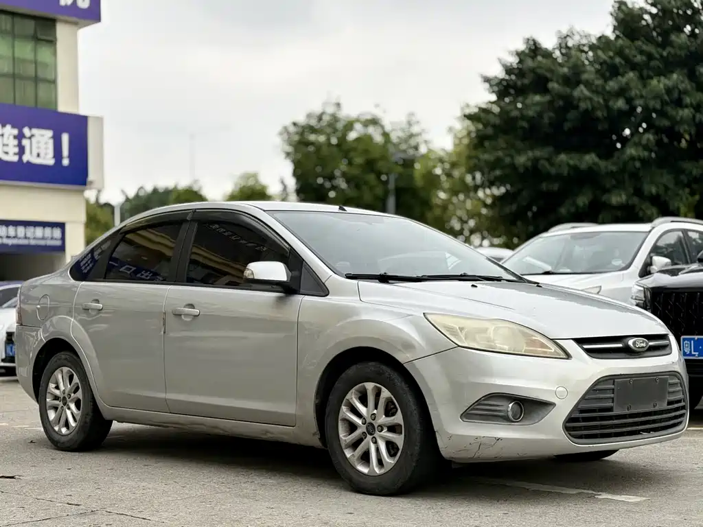 Ford Focus — миниатюра 3