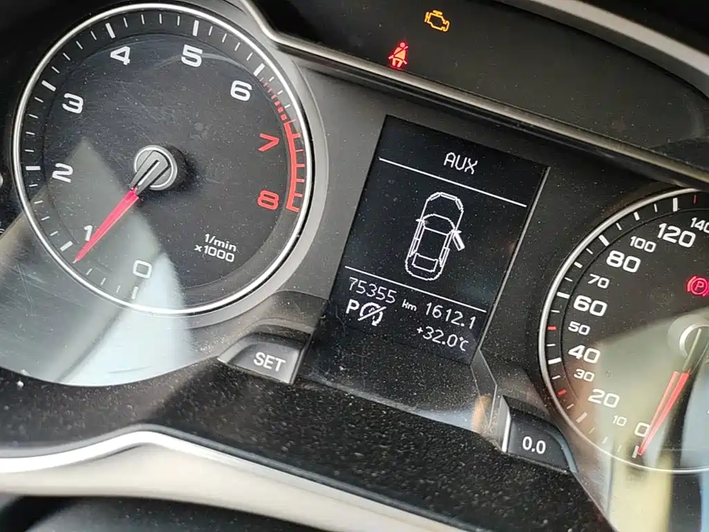 Audi A4L — миниатюра 12