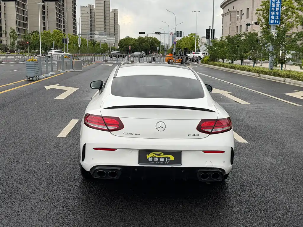 Mercedes-Benz C-Class AMG — миниатюра 4