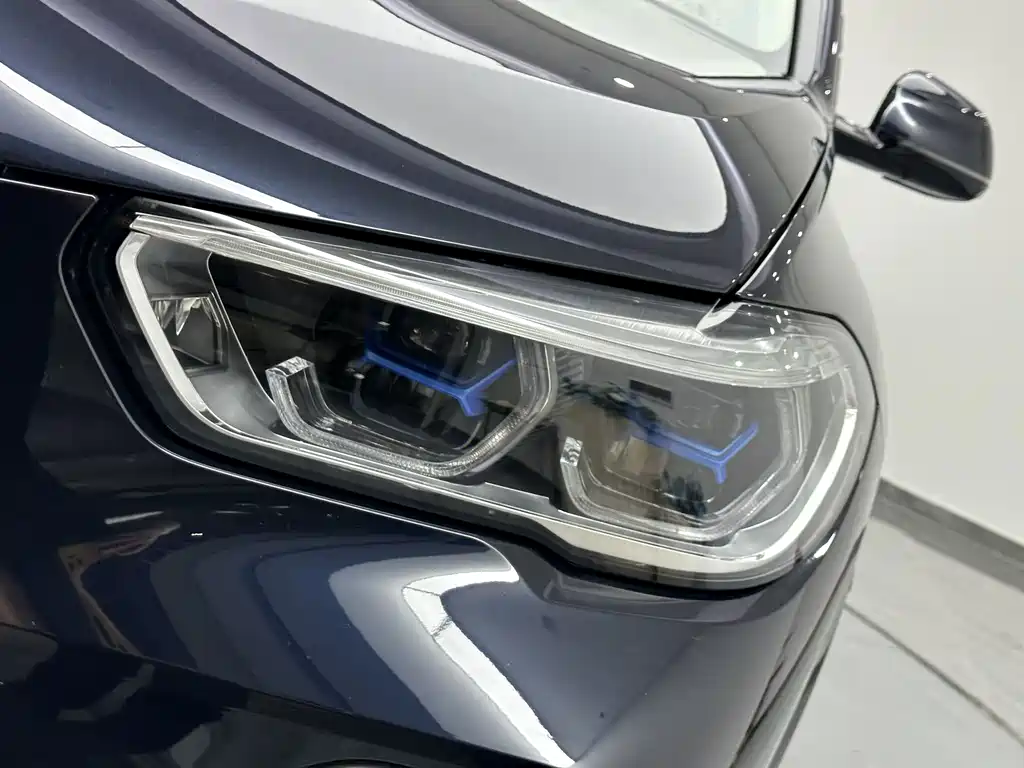 BMW X5 (Import) — миниатюра 21