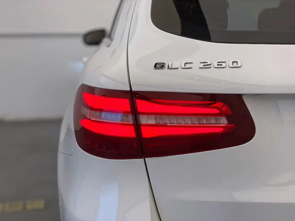 Mercedes-Benz GLC — миниатюра 17