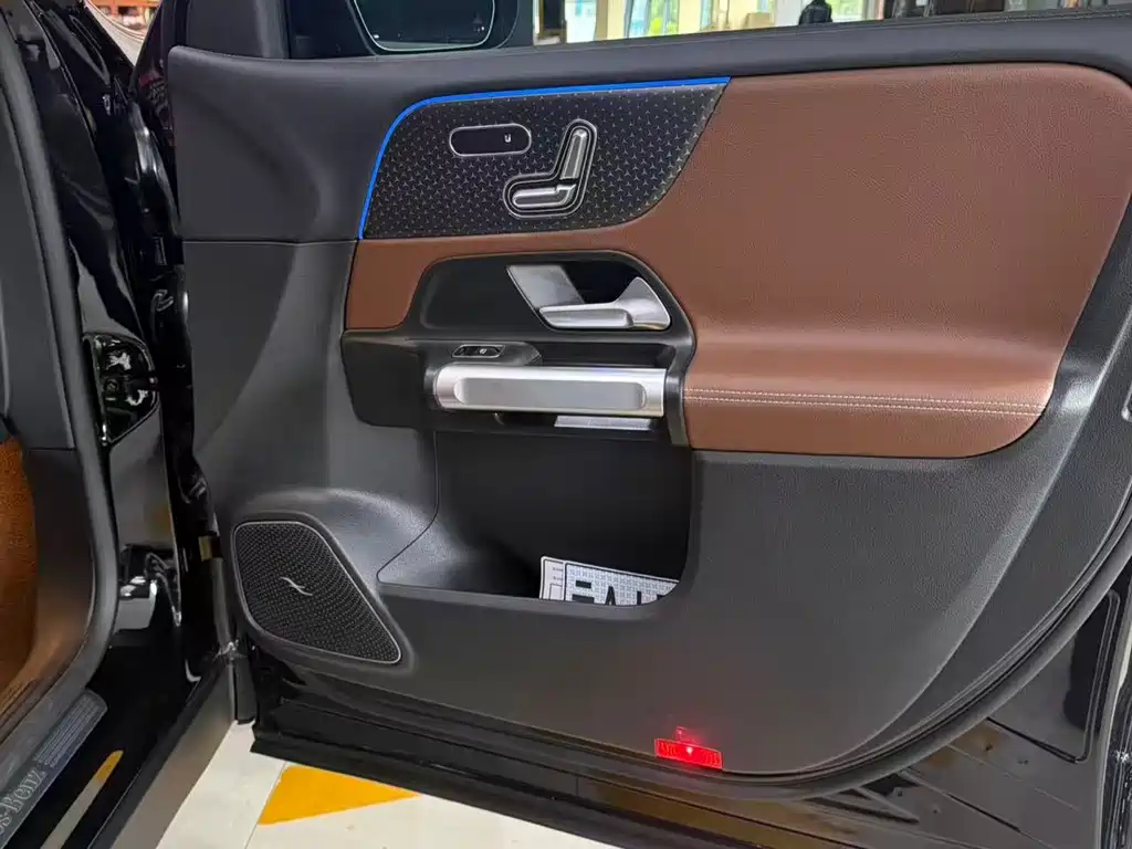 Mercedes-Benz GLB 2025 GLB 220
