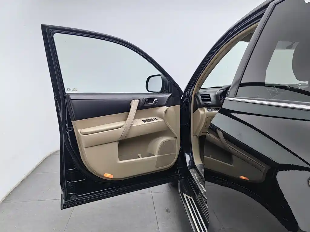 Toyota Highlander — миниатюра 8