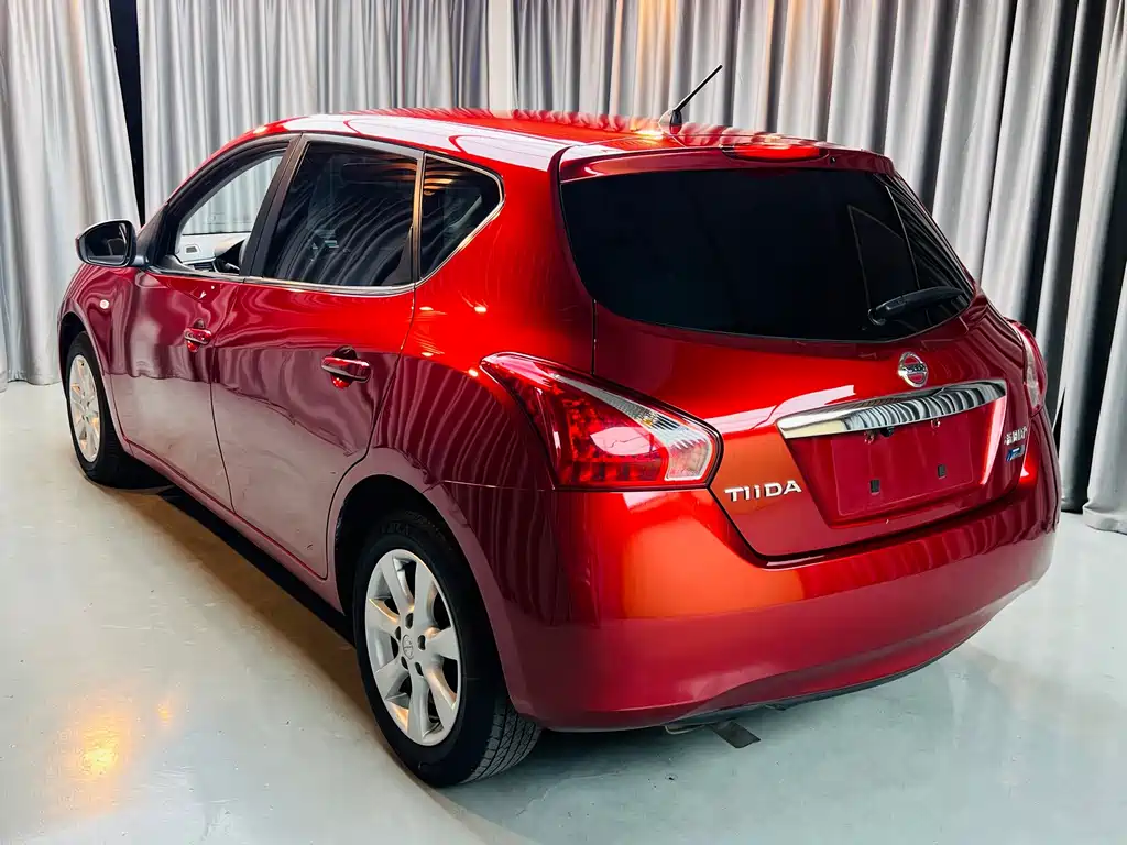 Nissan Tiida — миниатюра 5