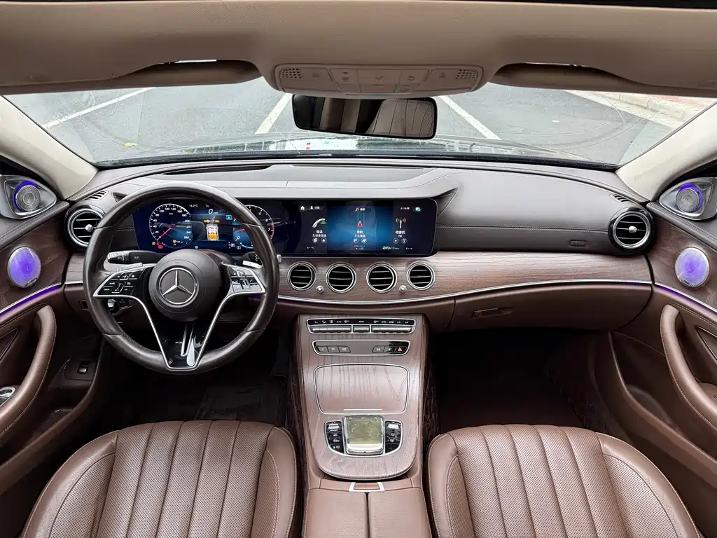 Mercedes-Benz E-Class — миниатюра 5