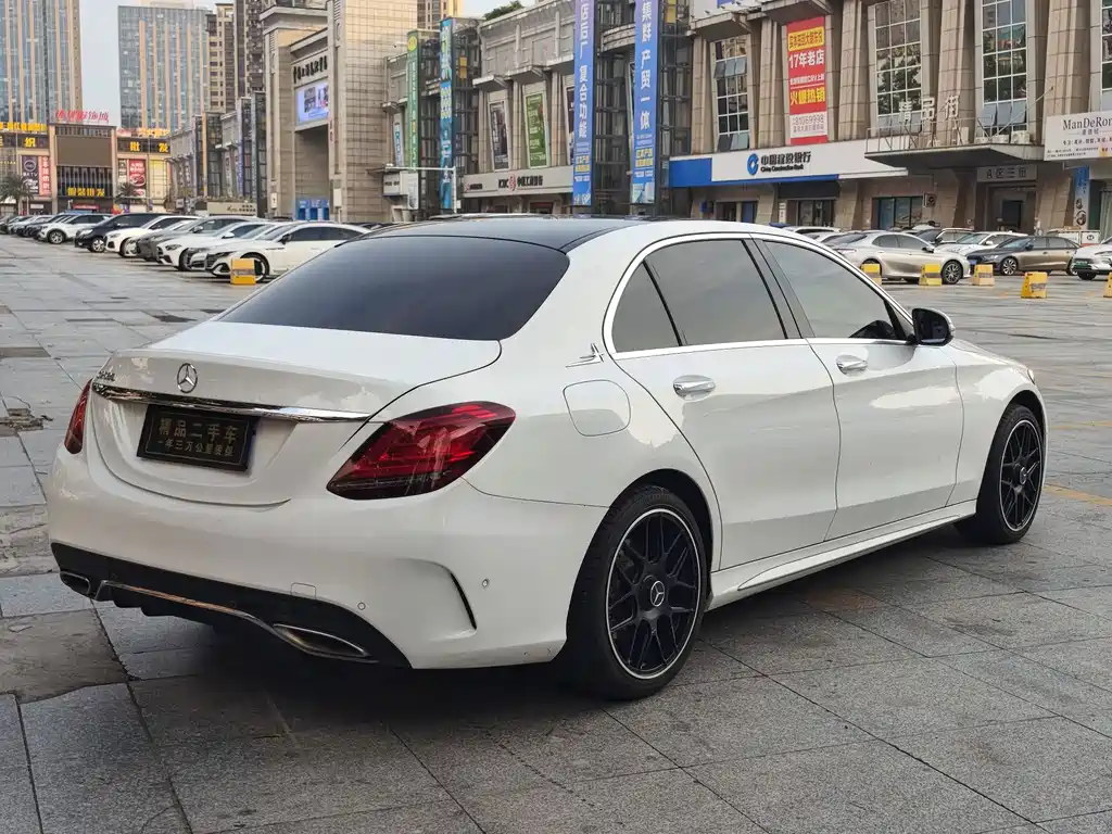 Mercedes-Benz C-Class — миниатюра 5