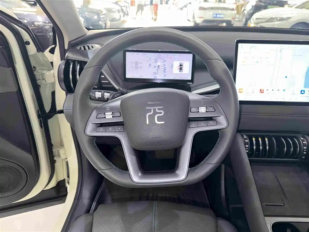 BYD Yuan Plus — миниатюра 15