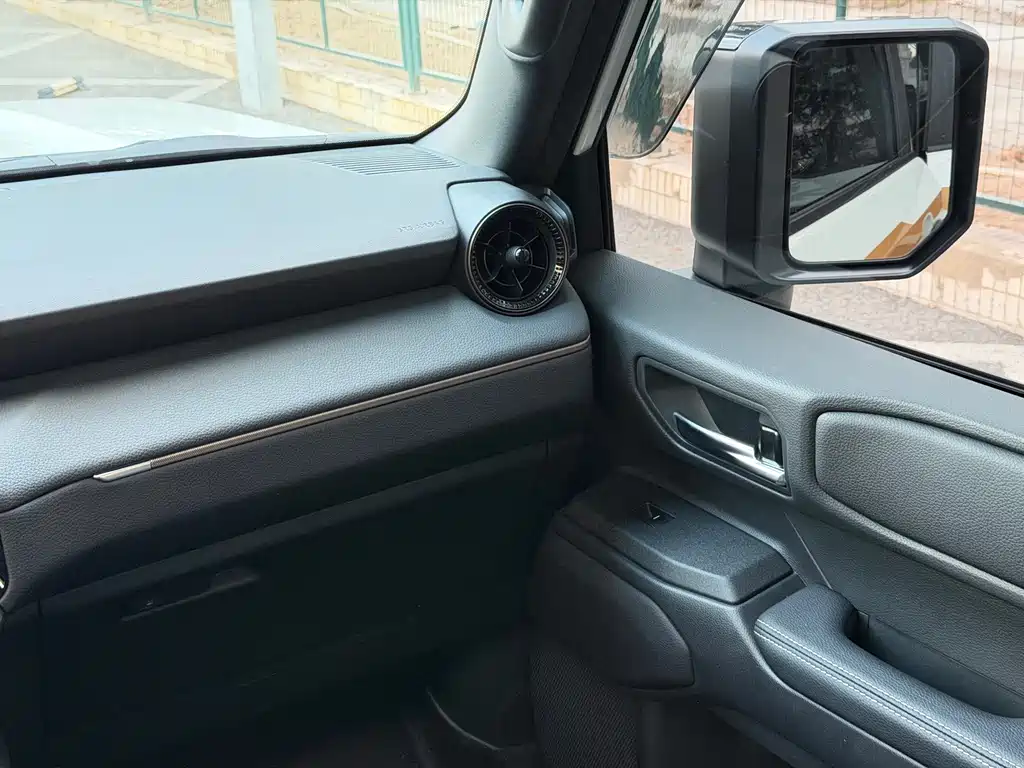 Toyota Prado — миниатюра 19