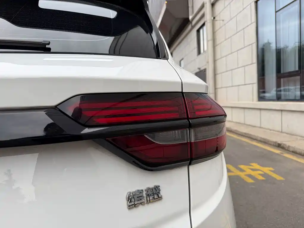 Geely Binyue — миниатюра 6