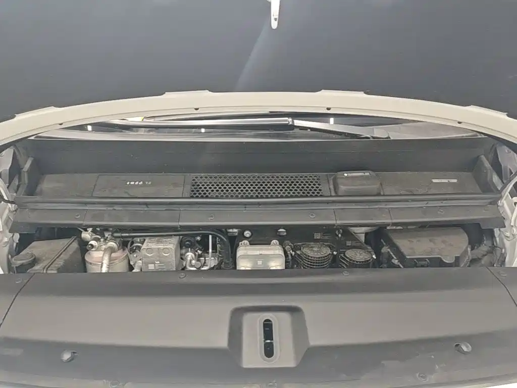 Li Auto Li MEGA — миниатюра 20