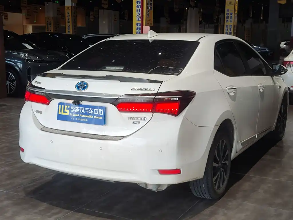 Toyota Corolla — миниатюра 5
