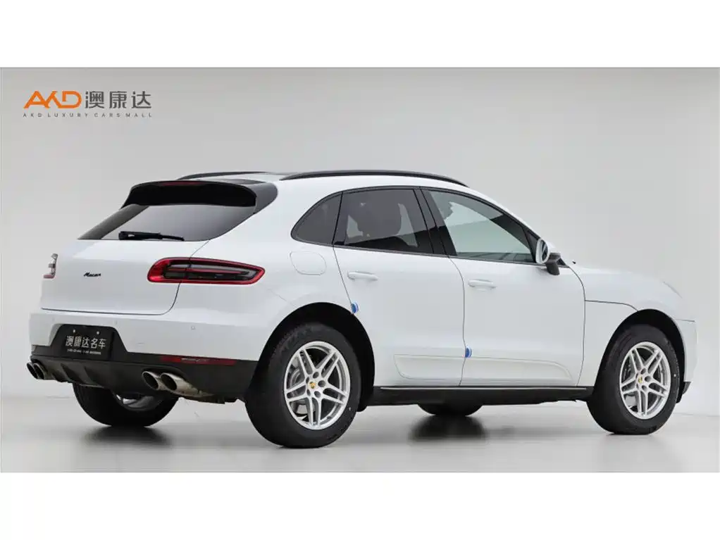 Porsche Macan — миниатюра 3