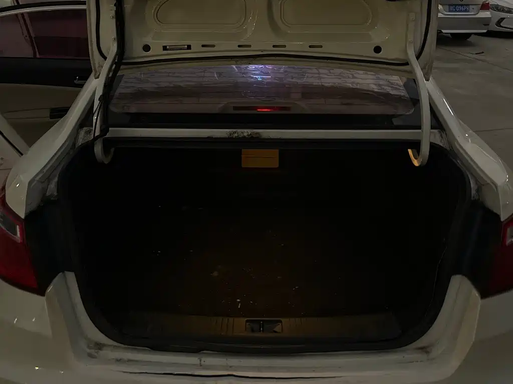Changan Eado — миниатюра 30