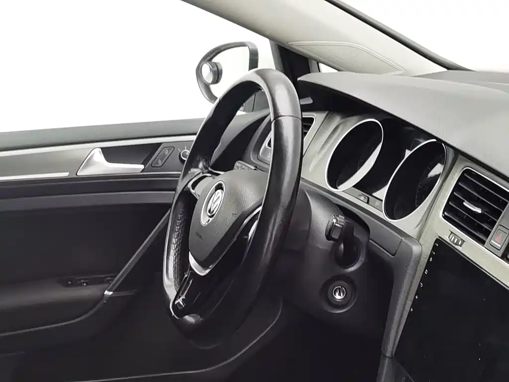 Volkswagen Golf — миниатюра 22