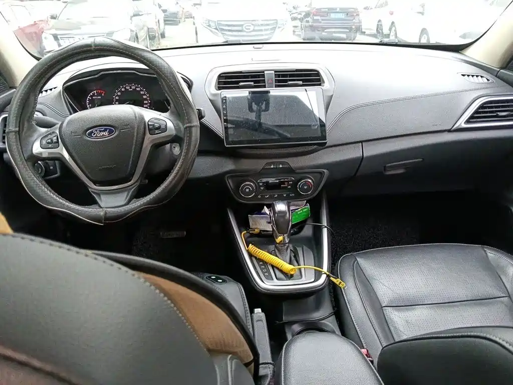 Ford Escort — миниатюра 13