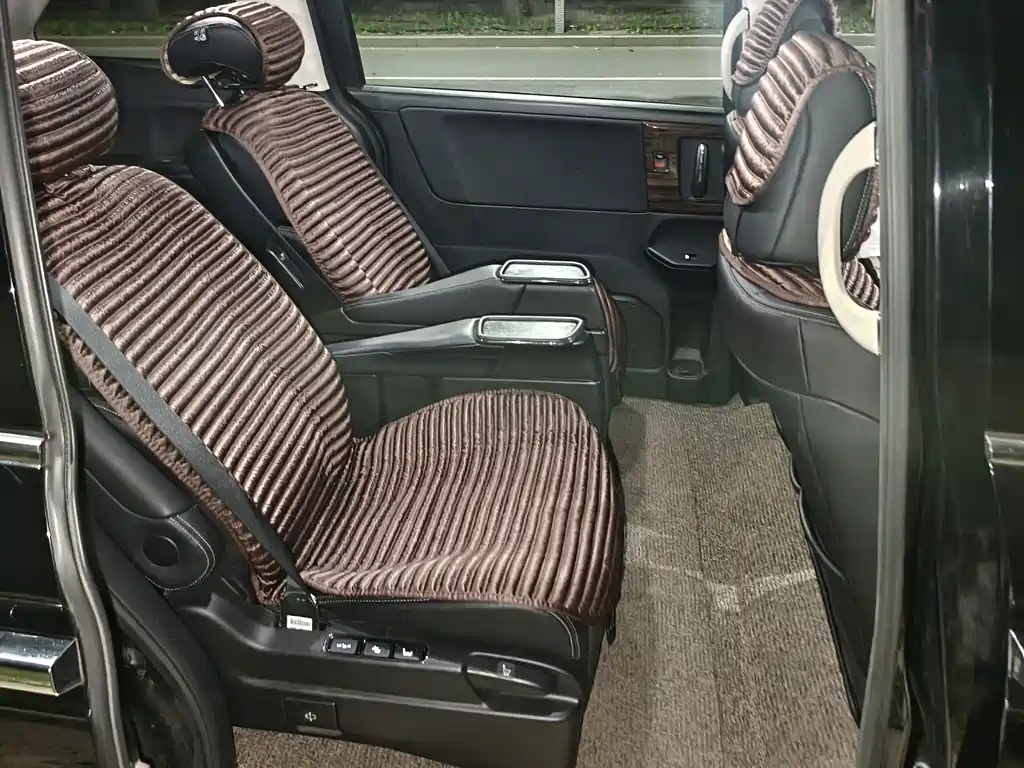 Honda Elysion — миниатюра 6