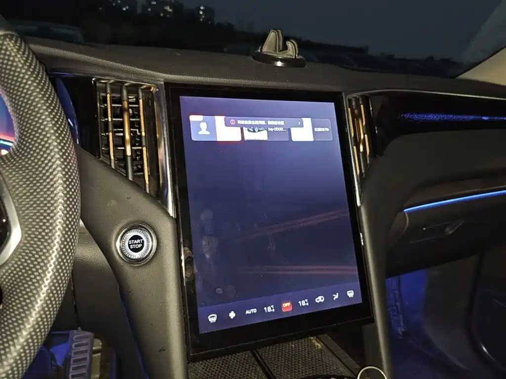 Hongqi Hongqi HS7 PHEV — миниатюра 13