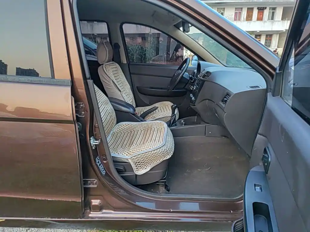 Wuling Hongguang — миниатюра 25