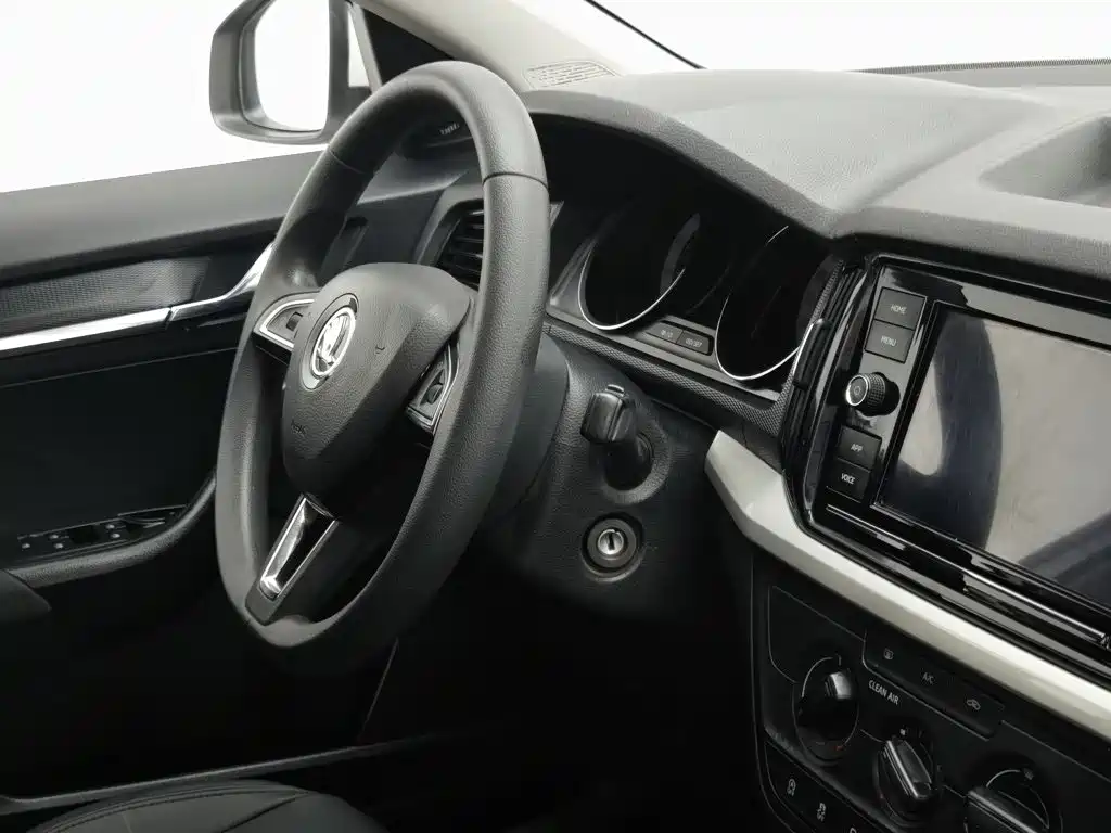 Skoda Kamiq — миниатюра 22