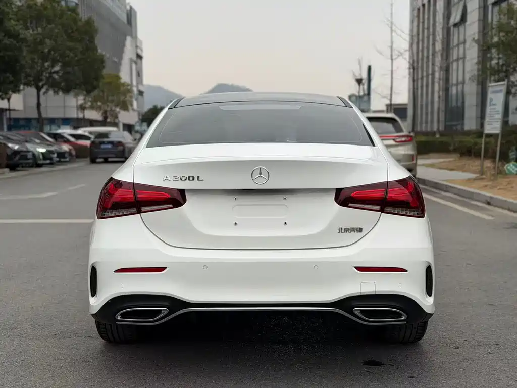 MERCEDES-BENZ A CLASS