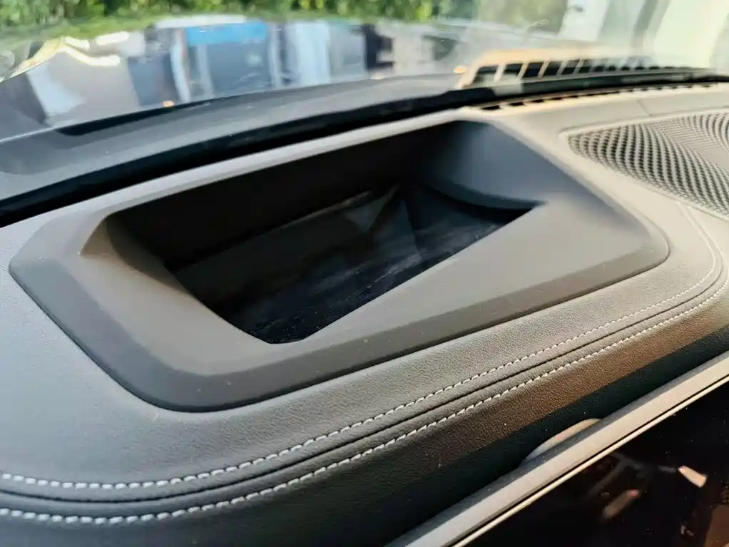 BMW 3 Series — миниатюра 11