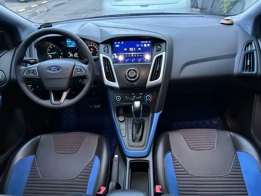 Ford Focus — миниатюра 5