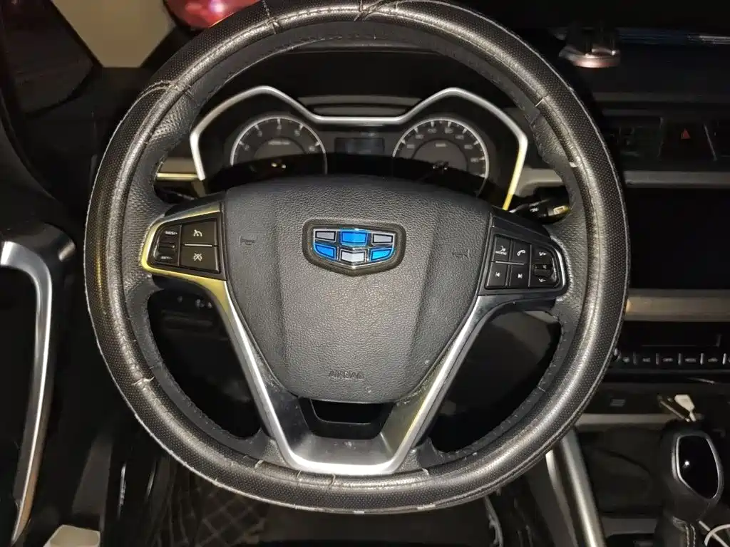 Geely Vision X3 — миниатюра 3