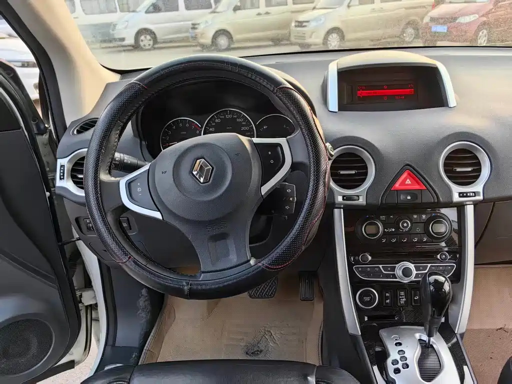Renault Koleos (Import) — миниатюра 7
