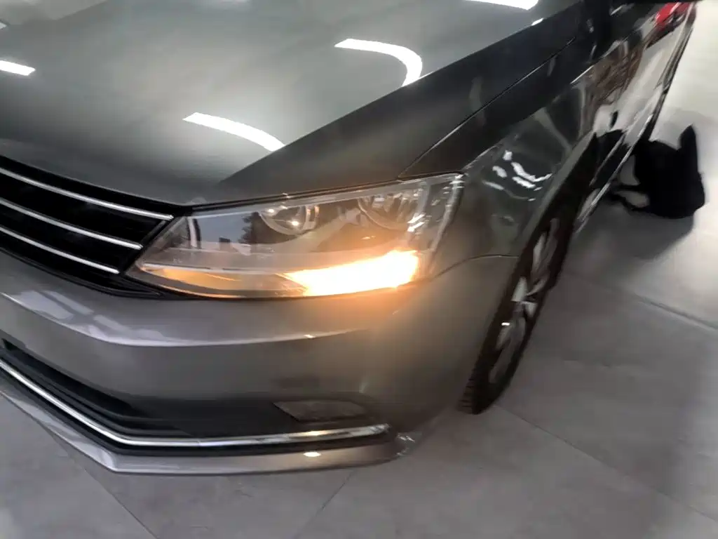 Volkswagen Sagitar — миниатюра 24