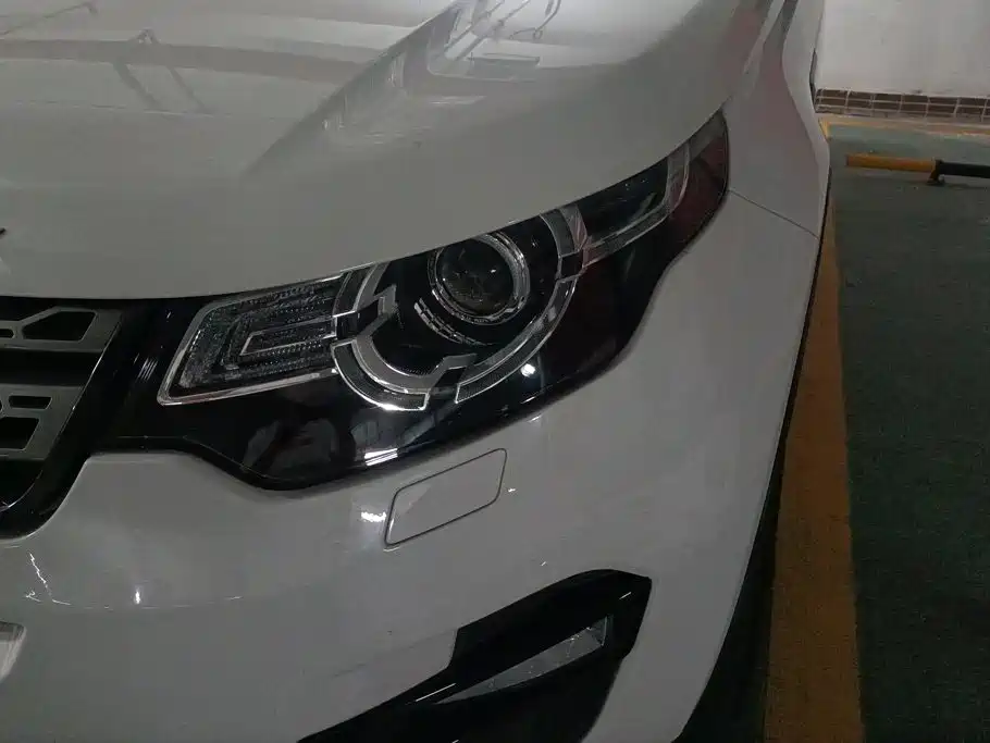 Land Rover Discovery Sport — миниатюра 5