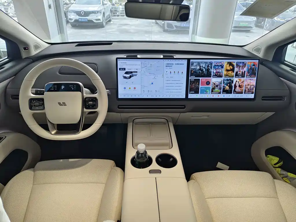 Li Auto i8 2025 Standard