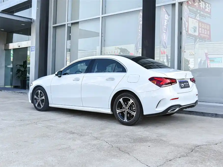 Mercedes-Benz A-Class — миниатюра 3