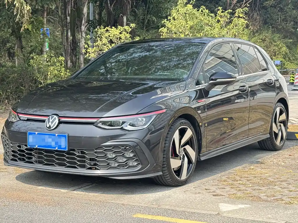 VOLKSWAGEN GOLF GTI