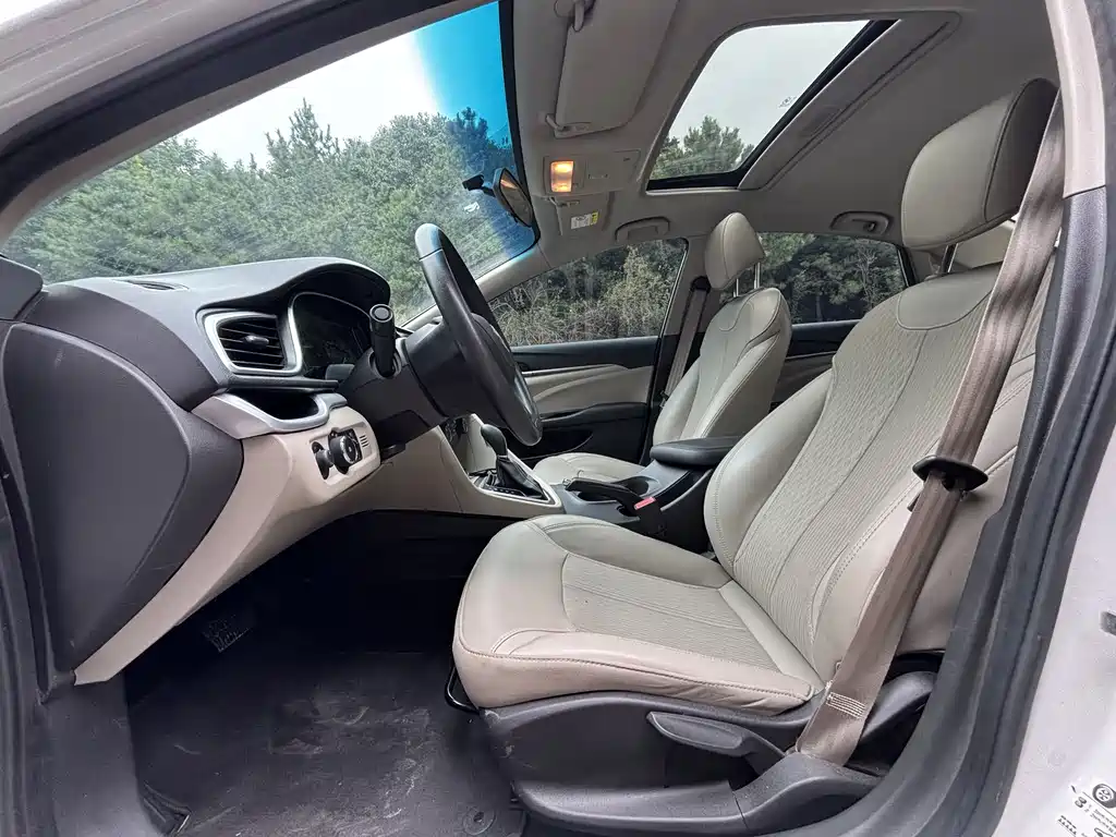 Buick Excelle — миниатюра 7