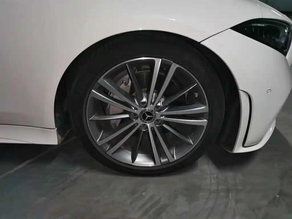 Mercedes-Benz CLS — миниатюра 8