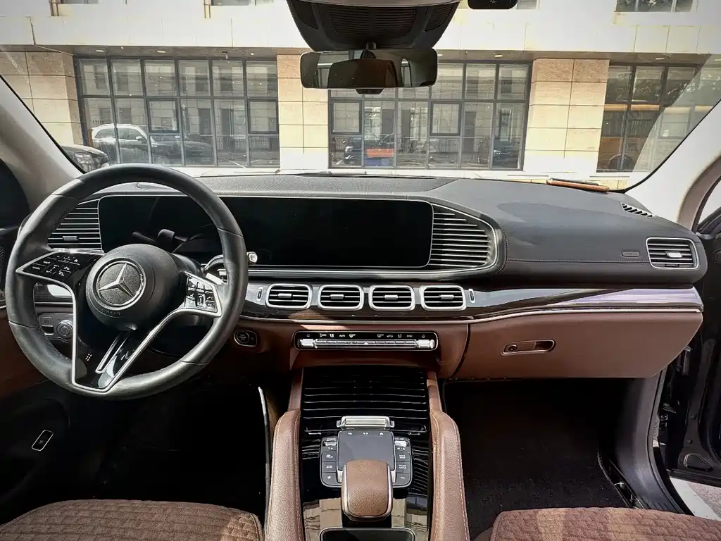 Mercedes-Benz GLE (Import) — миниатюра 4