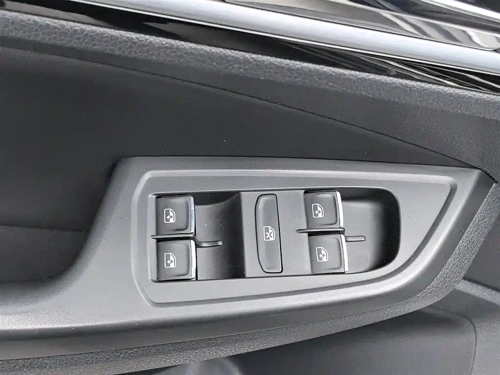 VOLKSWAGEN C TREK WEI COLLAR