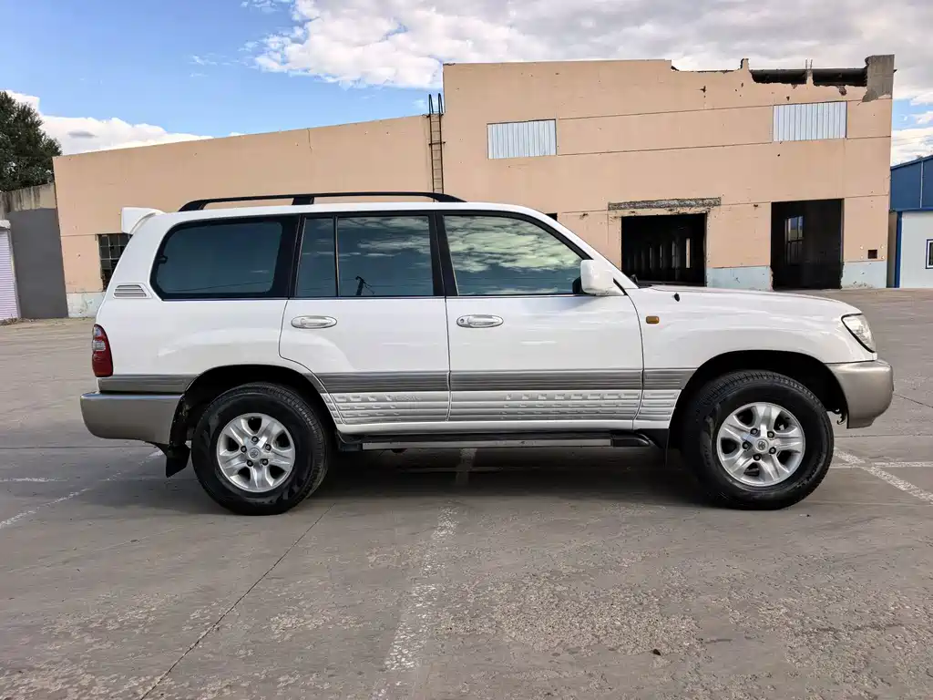 Toyota Land Cruiser — миниатюра 4