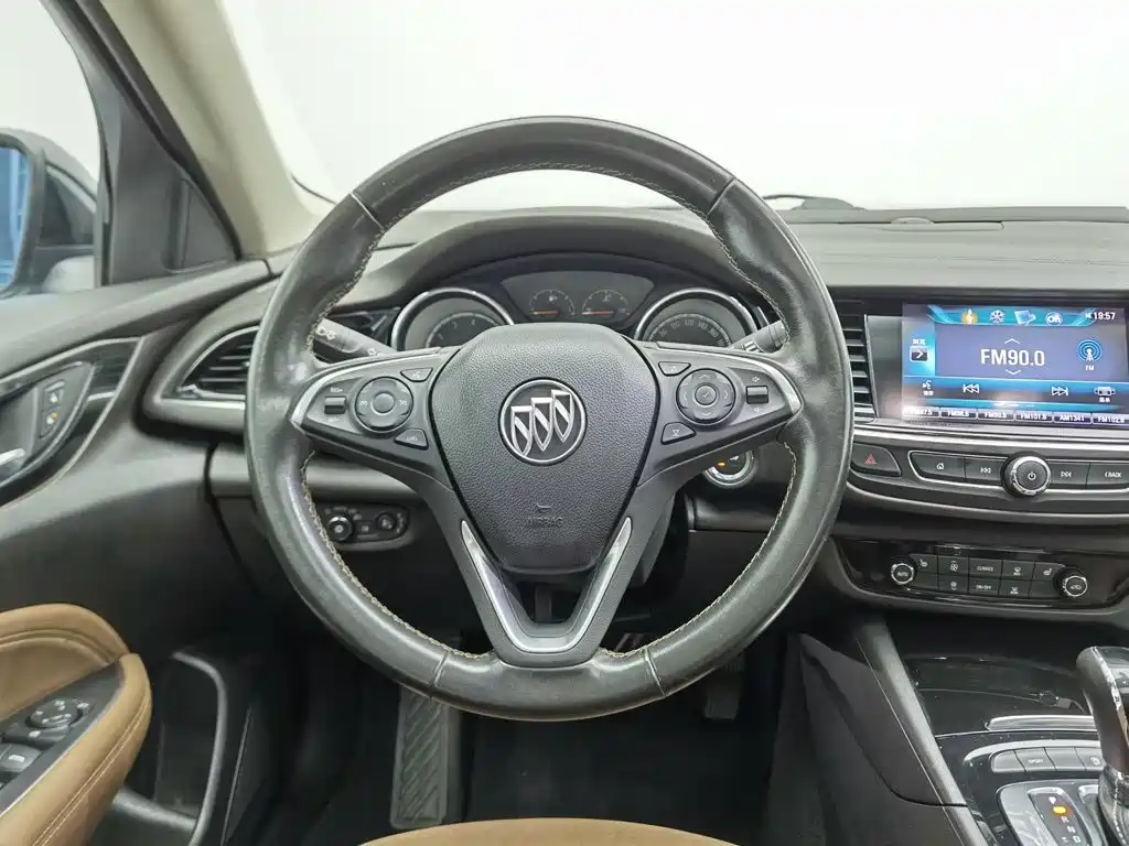 Buick Regal — миниатюра 11