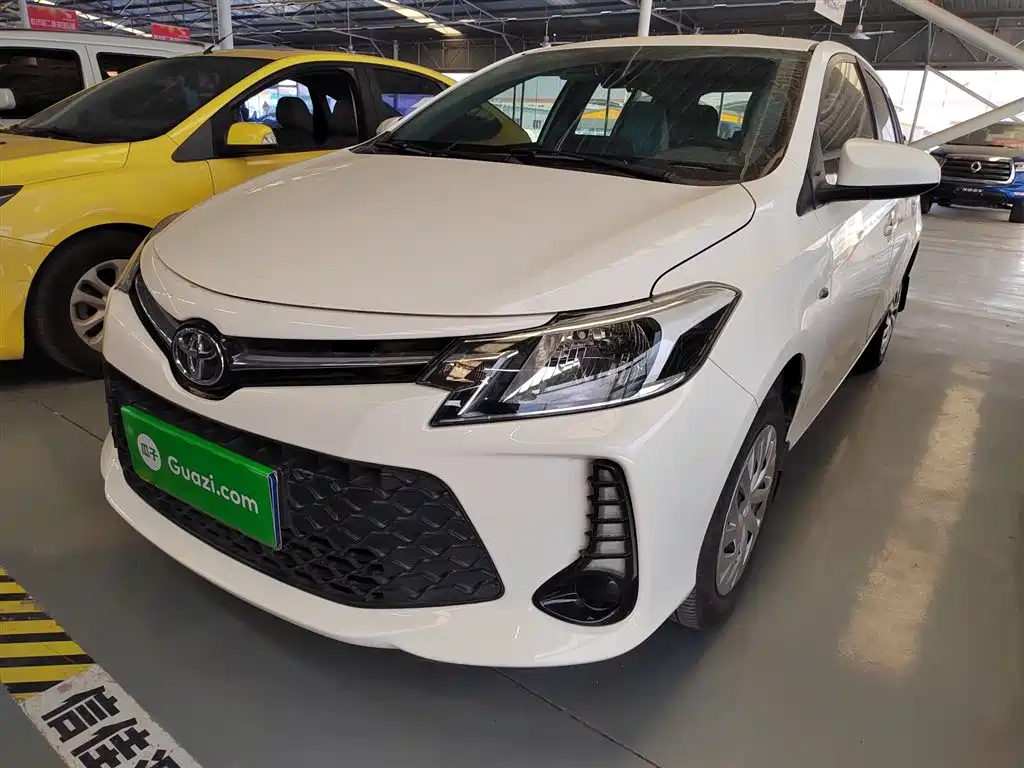 Toyota Vios FS 2022