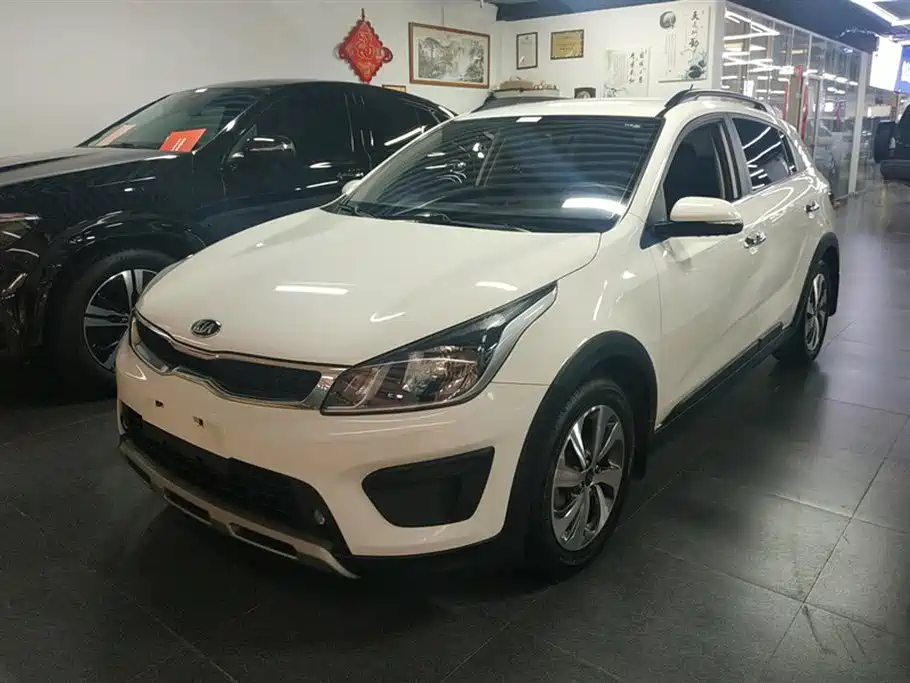 Купить Kia KX Cross
