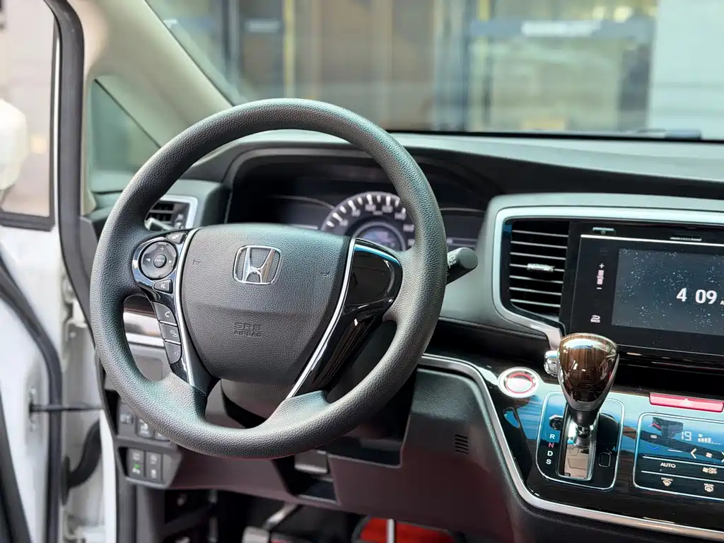Honda Odyssey — миниатюра 7