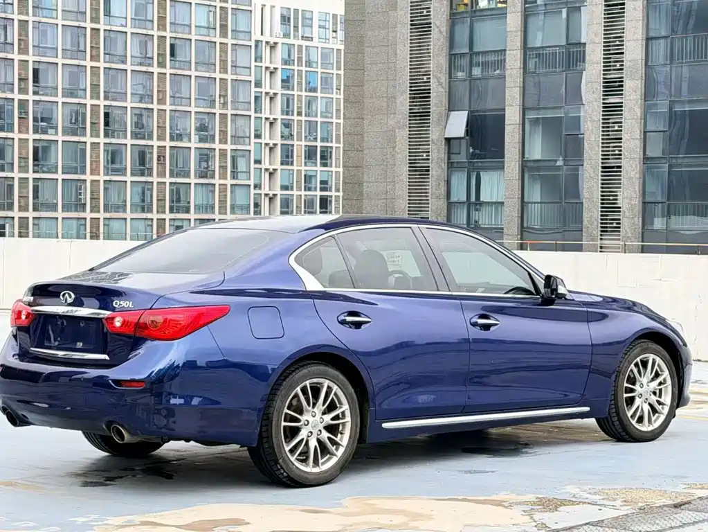 Infiniti Q50L — миниатюра 3