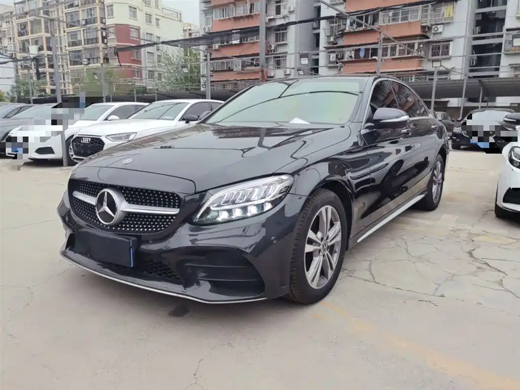 Mercedes-Benz C-Class 2020
